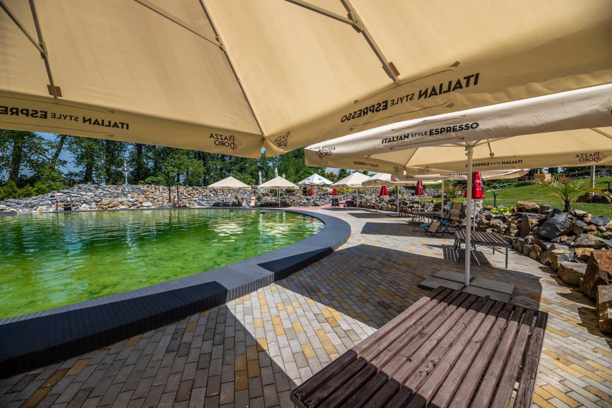 Hotel Allvet Drnovice  Zewnętrze zdjęcie