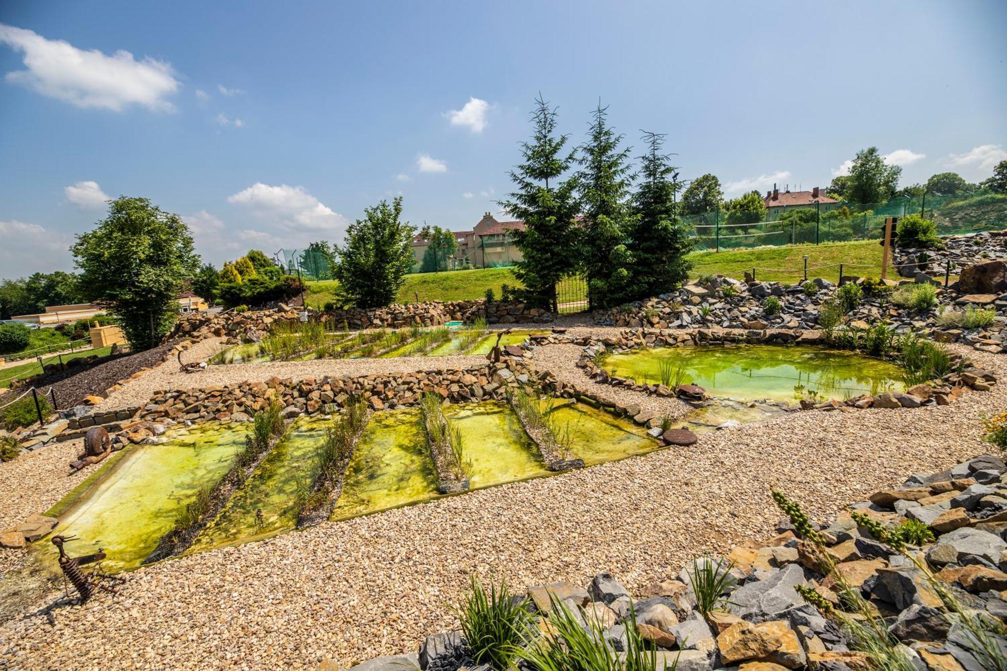 Hotel Allvet Drnovice  Zewnętrze zdjęcie
