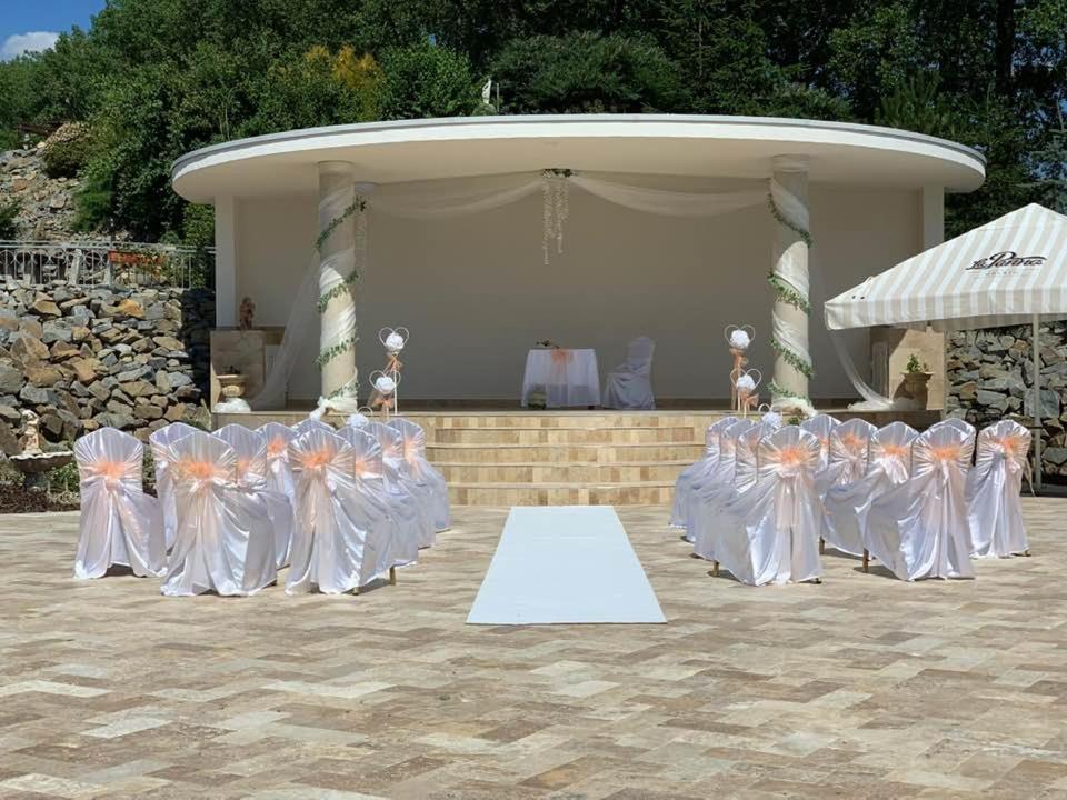 Hotel Allvet Drnovice  Zewnętrze zdjęcie
